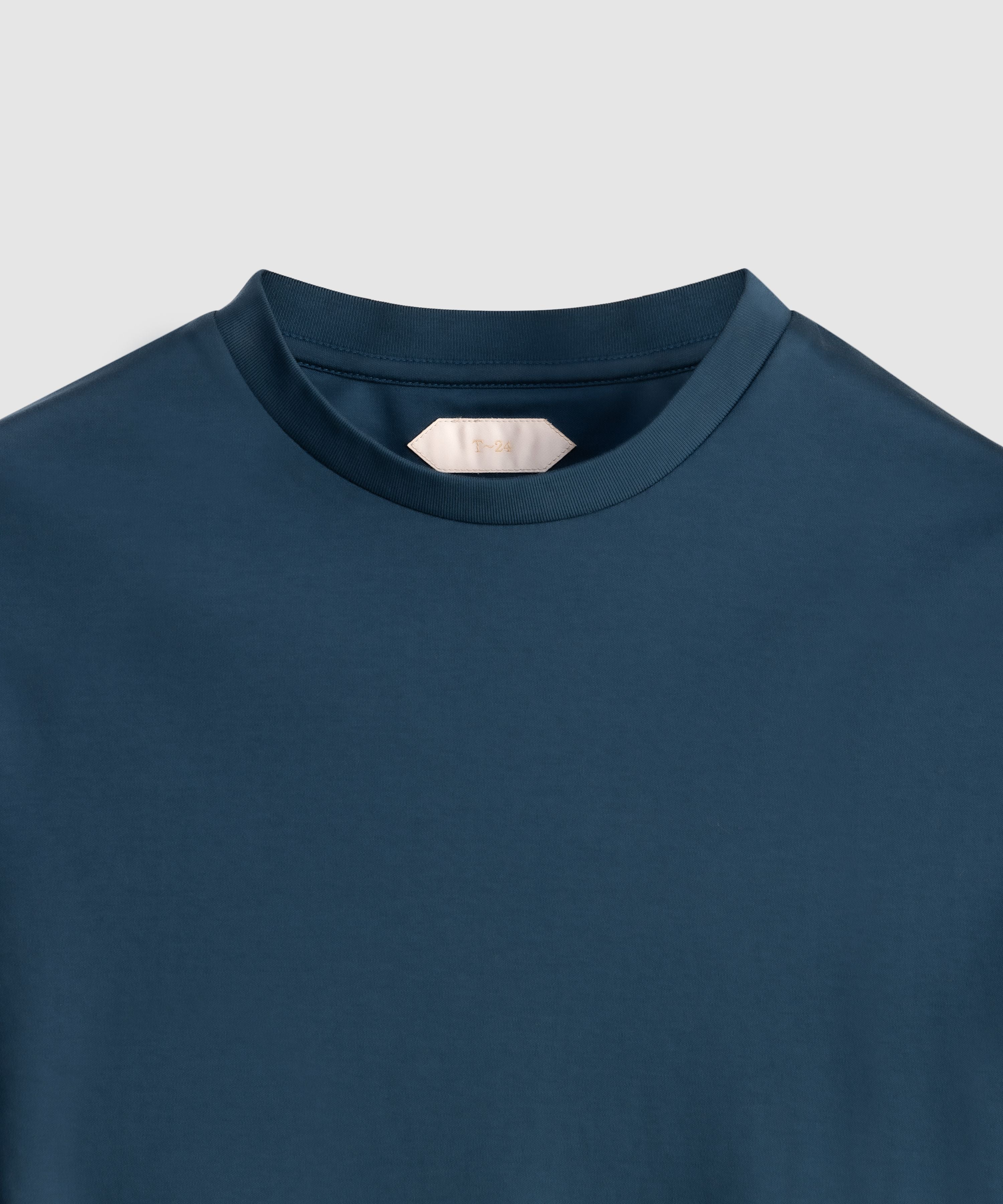 ATLAS – Ultra-Soft Double-Mercerized Egyptian Cotton Crewneck